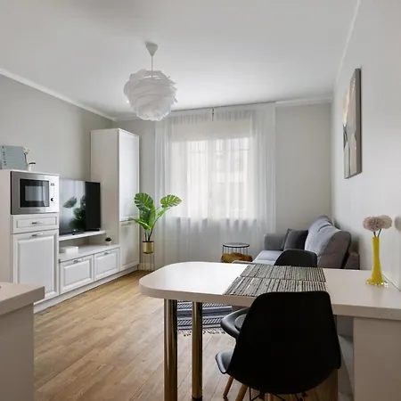 Brand New, Cozy And Quiet 1 Bedroom Apartment, Free Parking Reval Esterno foto